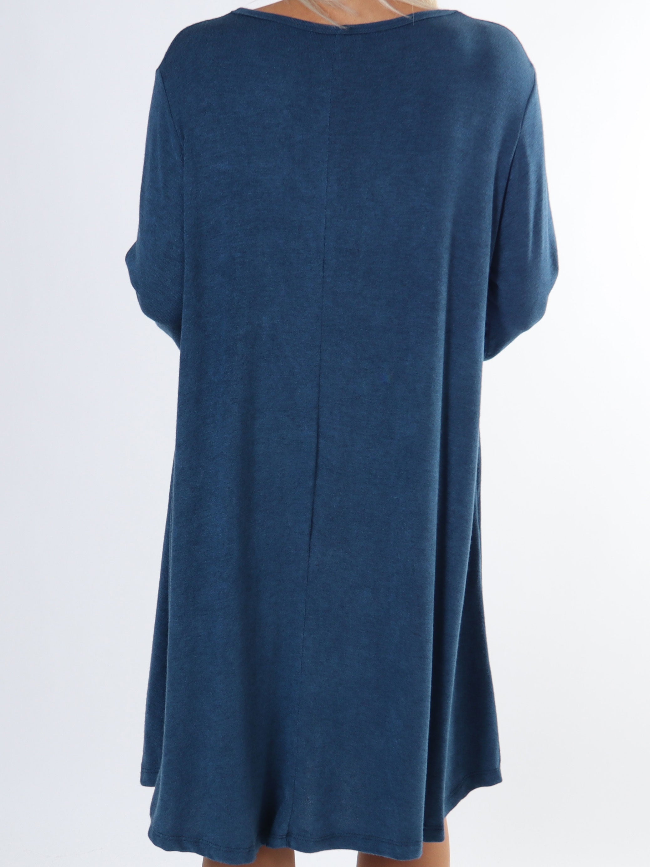 Talia - Plus size kjole i viskose med kattemotiv af similisten